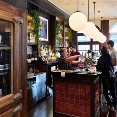 Portfolio: Bars &amp; Cafés - Bar in London