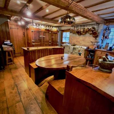 Joinery Portfolio - Cotswolds Farmhouse Kitchen and Bar