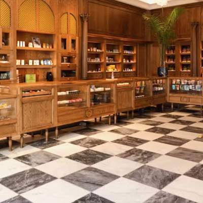 Portfolio: Bars &amp; Cafés - Cannabis Dispensary in LA