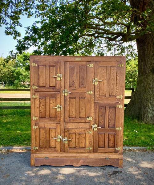 Vintage Fridge #CAN08: McCray Oak and Brass