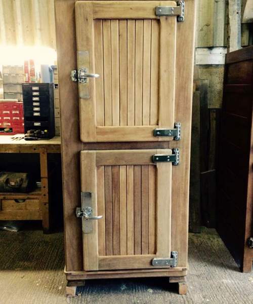 Vintage Fridge #E10: Dues portes de l'apartament