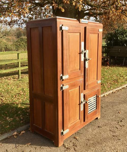 Vintage Fridge #E104: Bleu Frigidaire