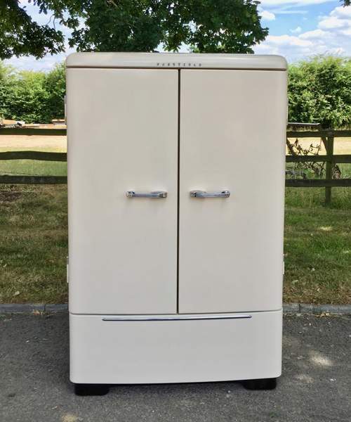 Vintage Fridge #E117: Prestcold