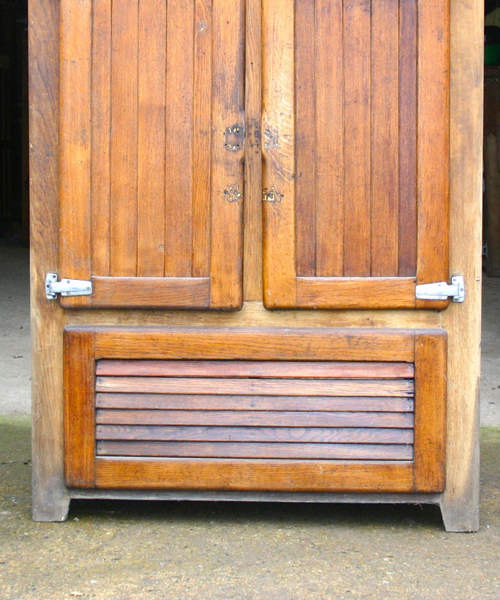 Vintage Fridge #E14: Cubain