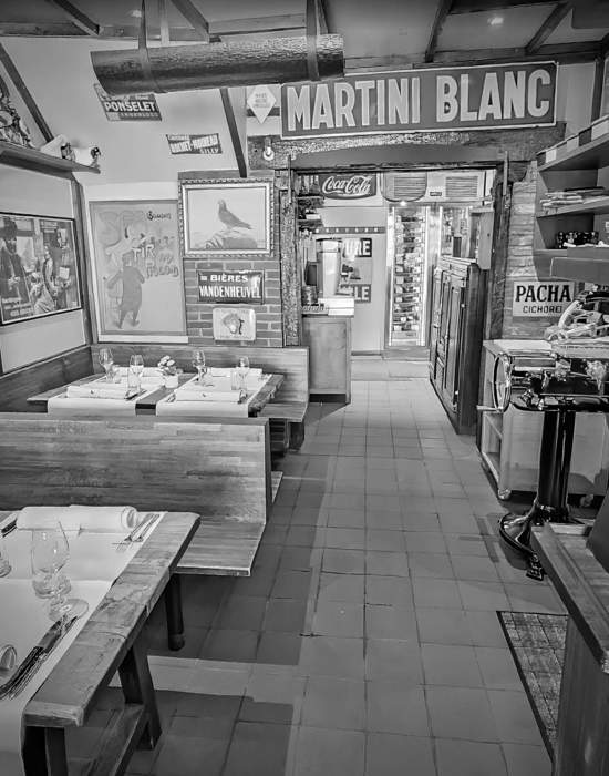 #E60: Buffet Acajou - Insitu