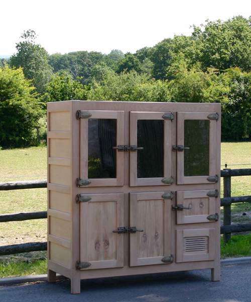 Vintage Fridge #B64: Geladeira (6 Door)