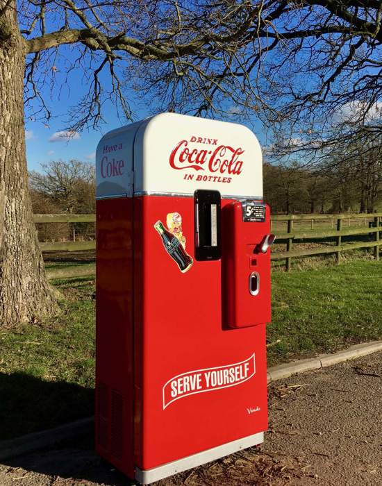 #V01: Vendo 39 Coca-Cola vending Machine 1956 - 