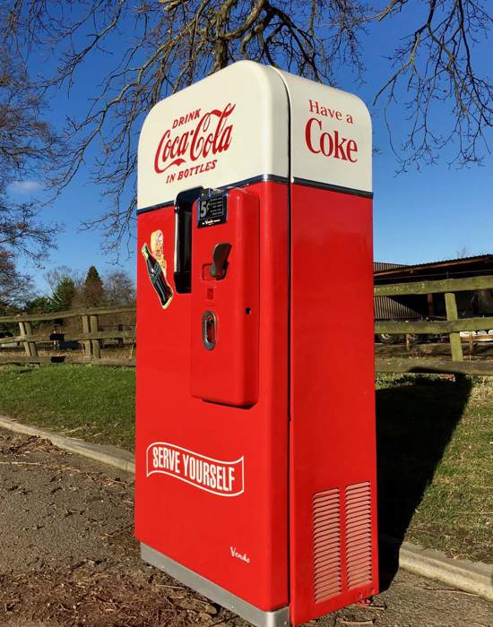 #V01: Vendo 39 Coca-Cola vending Machine 1956 - 