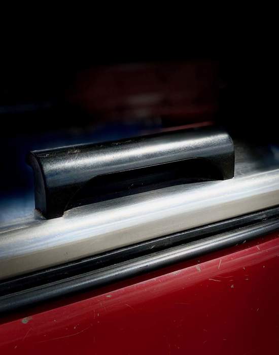 #V26: Cavalier Master CGD-C - Handle close up